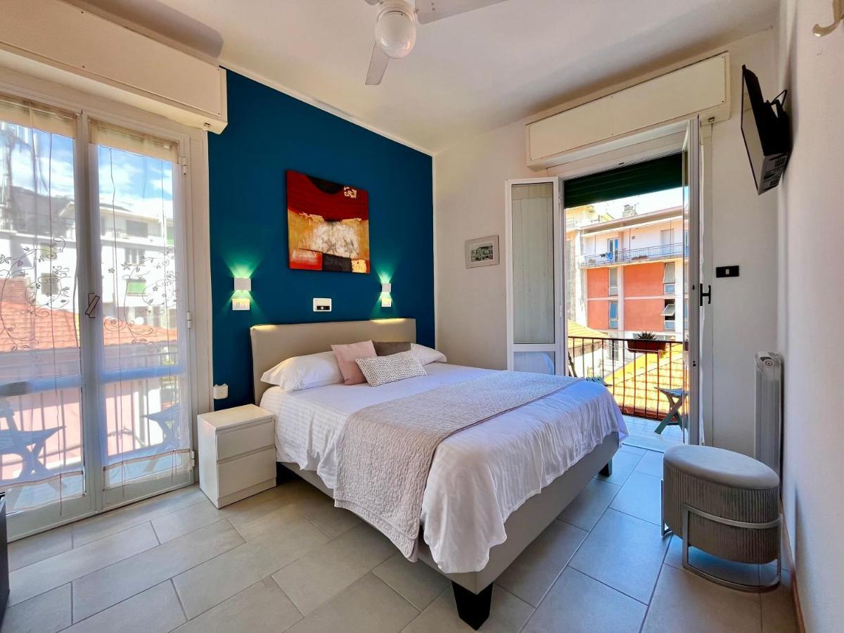 Hotel Alla Fontanella Alassio Kültér fotó