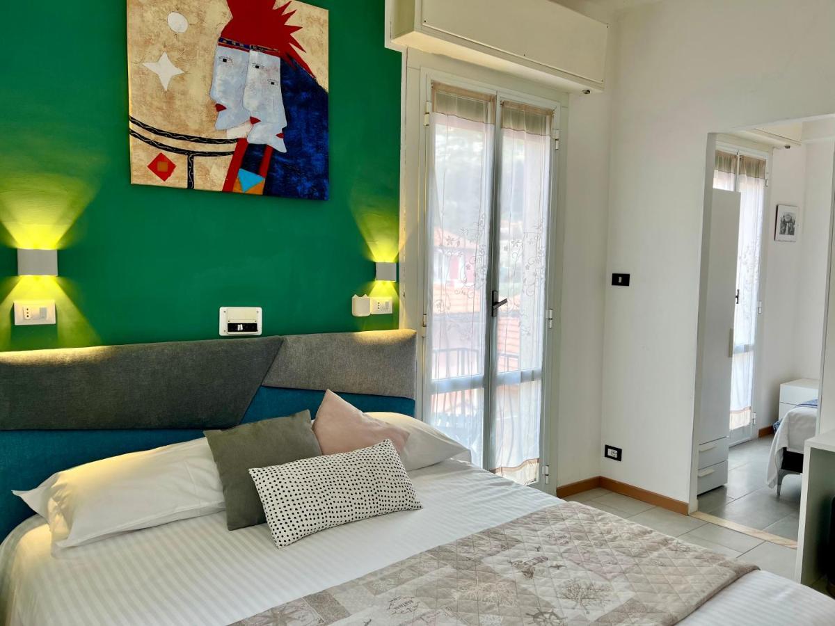 Hotel Alla Fontanella Alassio Kültér fotó