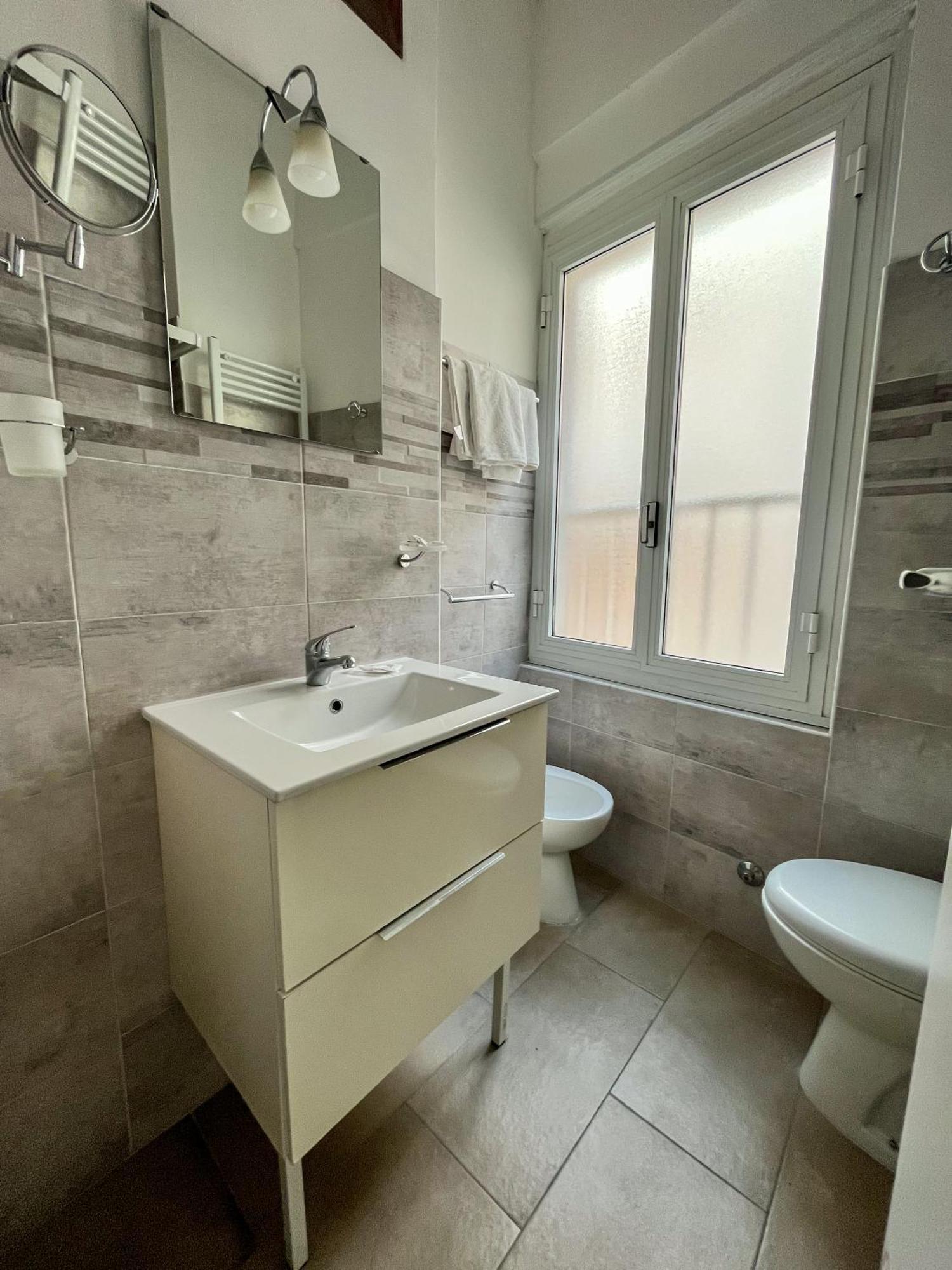 Hotel Alla Fontanella Alassio Szoba fotó